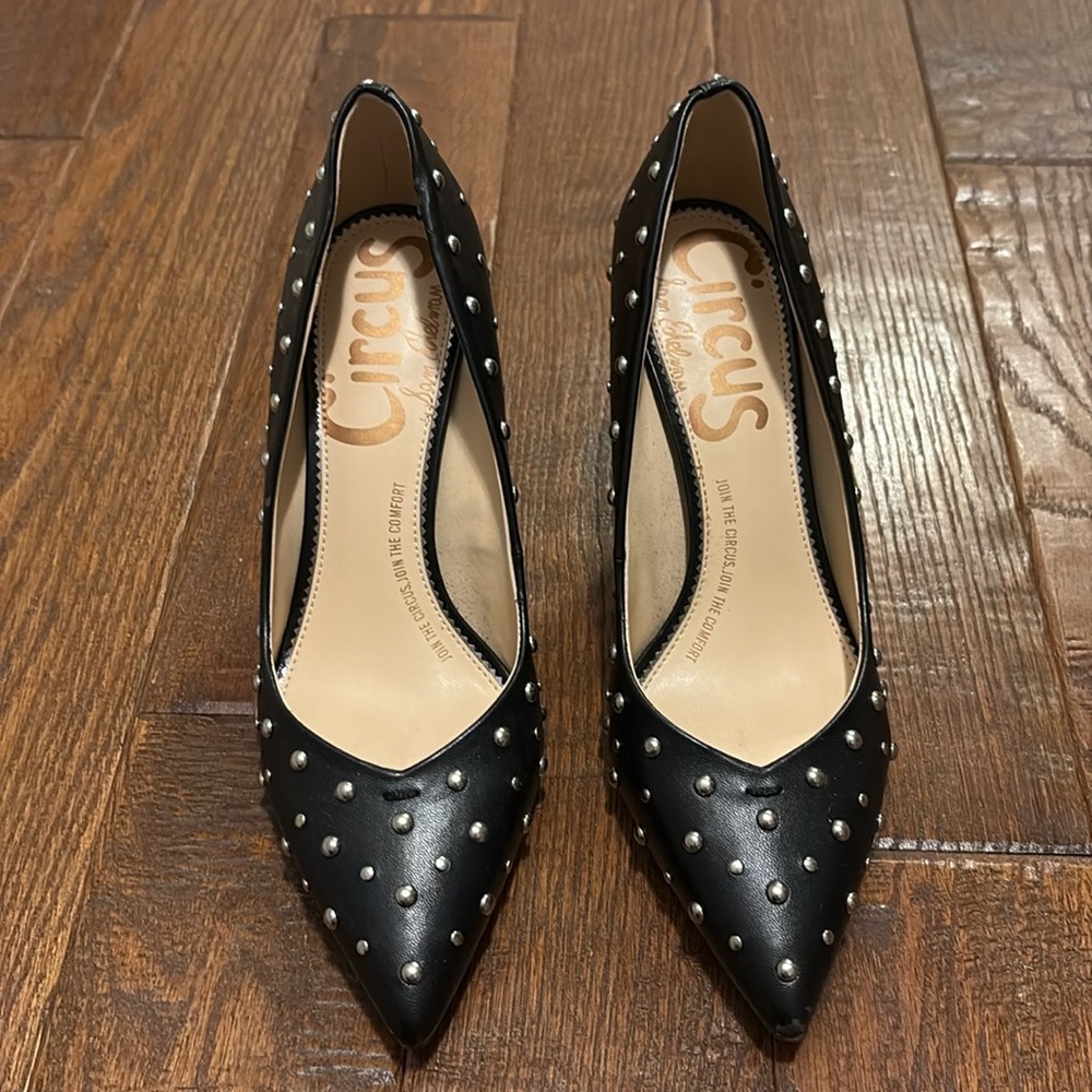 Sam Edelman circus silver studded pumps size 9